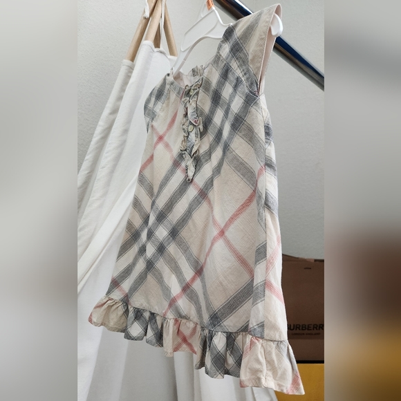 Authentic BURBERRY CHILDREN matching plaid dress - Picture 4 of 9